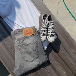 Gray converse size 6 mens, 8 womens